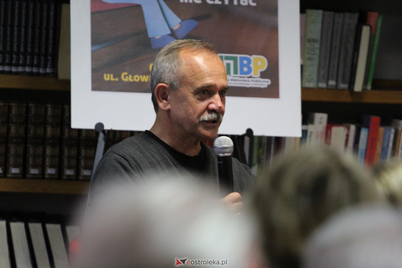 Noc Bibliotek 2023. Wojciech Jagielski [8.10.2023] - zdjęcie #2 - eOstroleka.pl