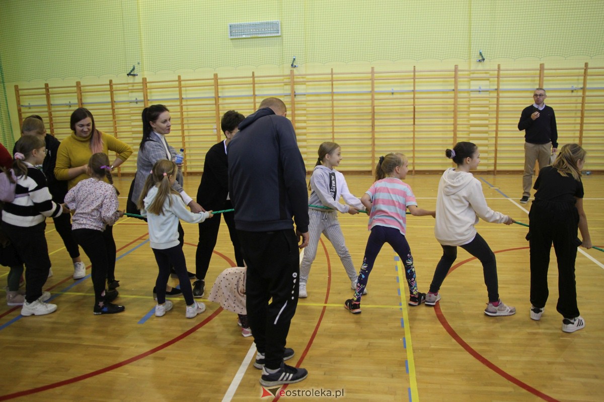 Piknik sportowy Aktywny Troszyn [08.10.2023] - zdjęcie #56 - eOstroleka.pl