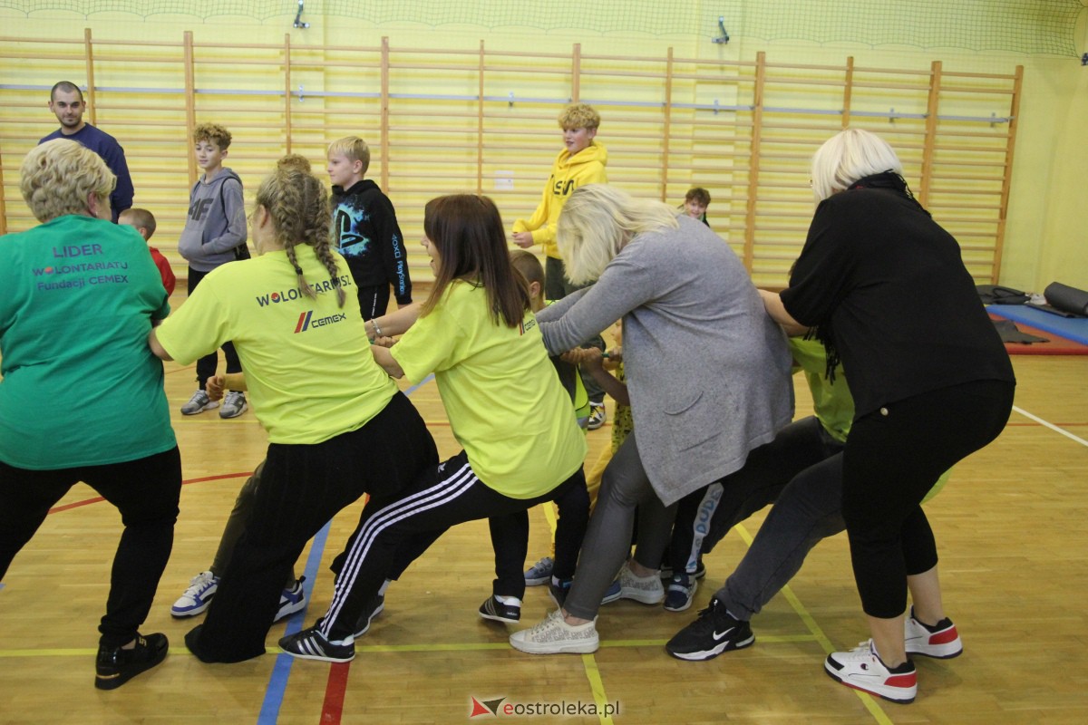 Piknik sportowy Aktywny Troszyn [08.10.2023] - zdjęcie #54 - eOstroleka.pl
