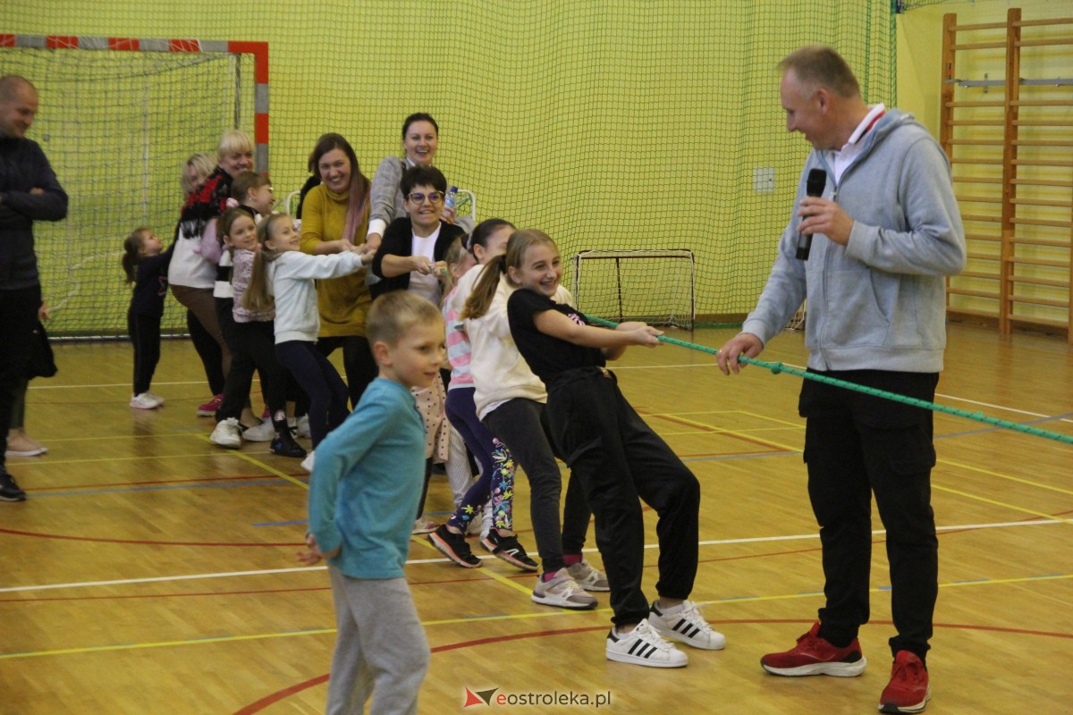 Piknik sportowy Aktywny Troszyn [08.10.2023] - zdjęcie #53 - eOstroleka.pl