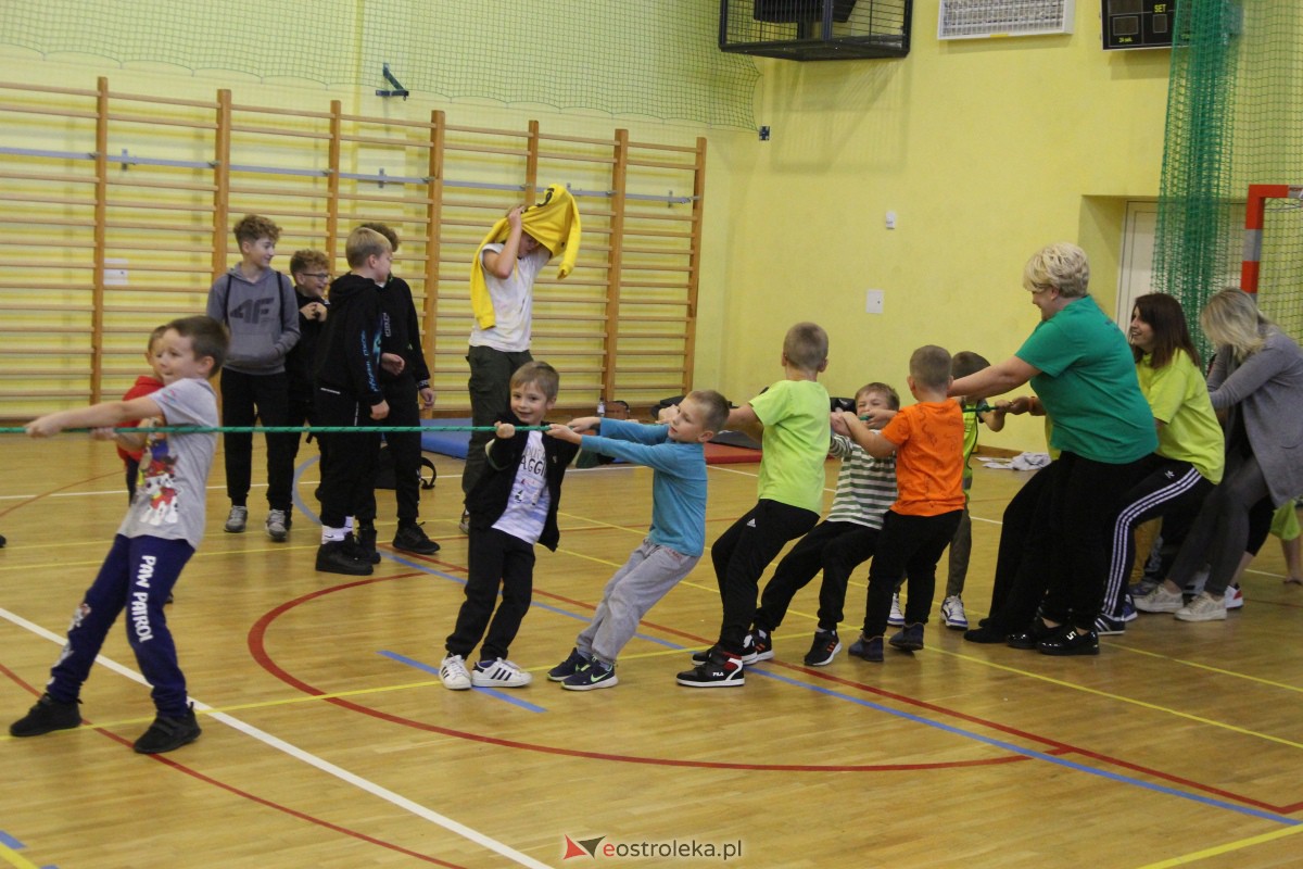 Piknik sportowy Aktywny Troszyn [08.10.2023] - zdjęcie #51 - eOstroleka.pl
