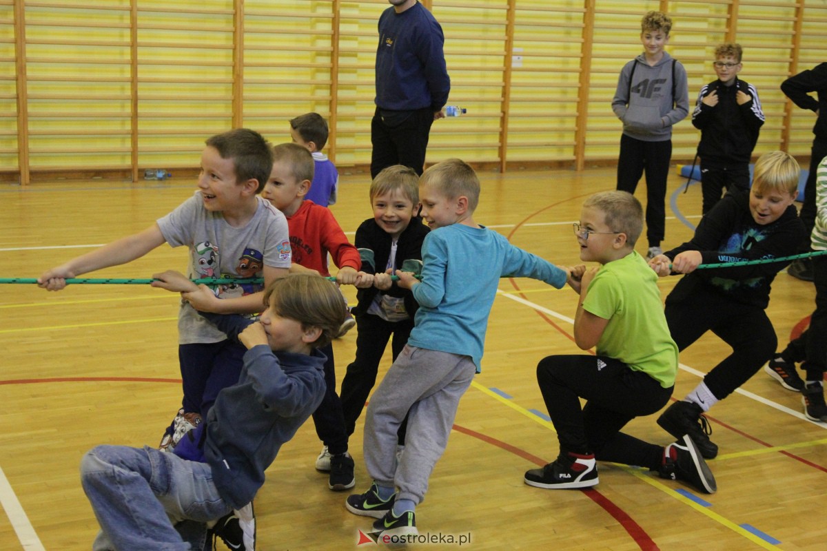 Piknik sportowy Aktywny Troszyn [08.10.2023] - zdjęcie #48 - eOstroleka.pl