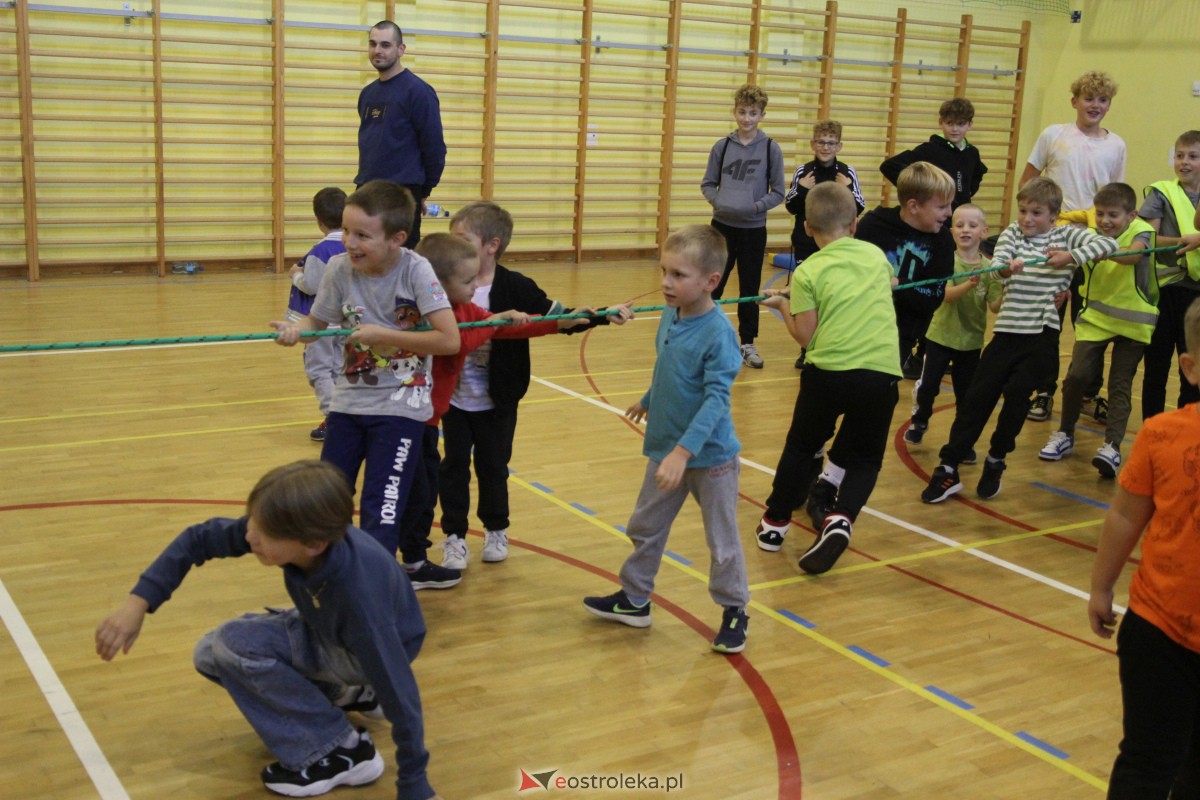 Piknik sportowy Aktywny Troszyn [08.10.2023] - zdjęcie #47 - eOstroleka.pl