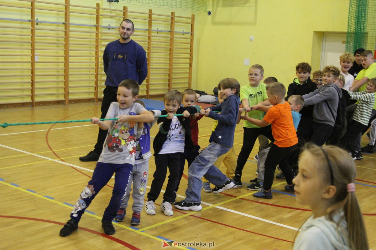 Piknik sportowy Aktywny Troszyn [08.10.2023] - zdjęcie #45 - eOstroleka.pl