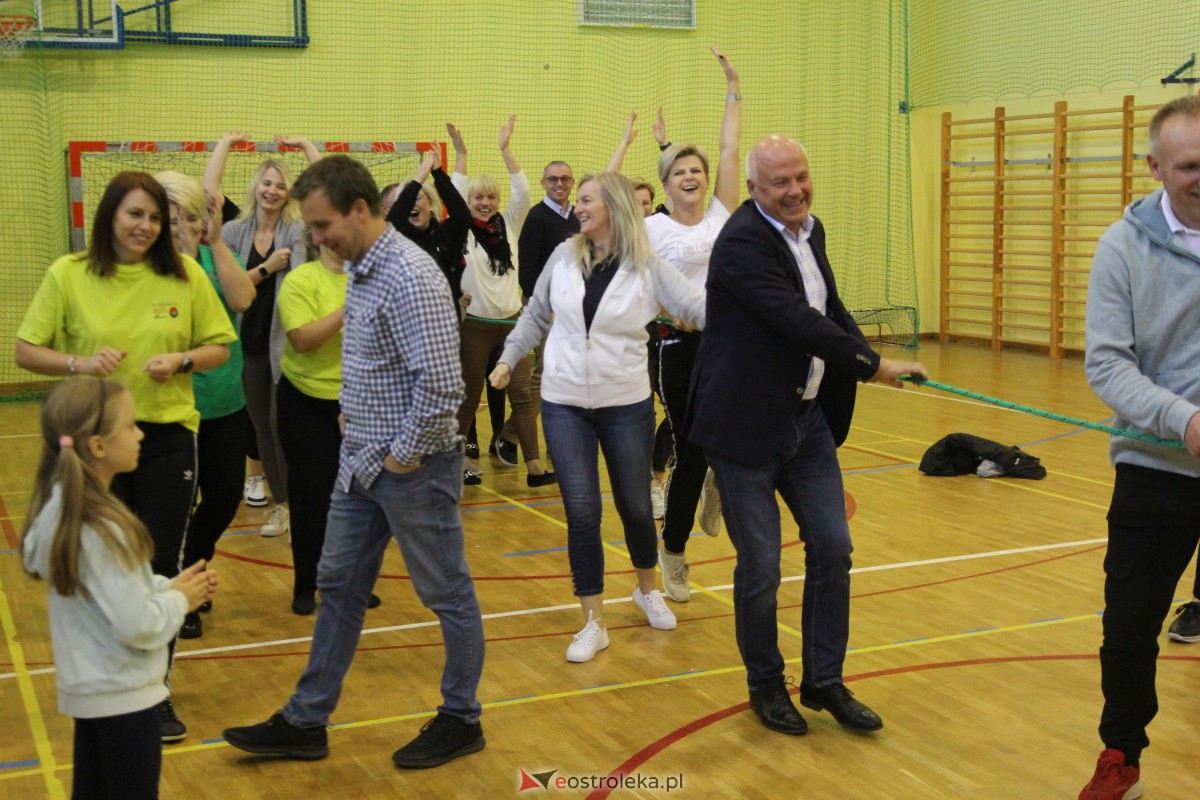 Piknik sportowy Aktywny Troszyn [08.10.2023] - zdjęcie #35 - eOstroleka.pl