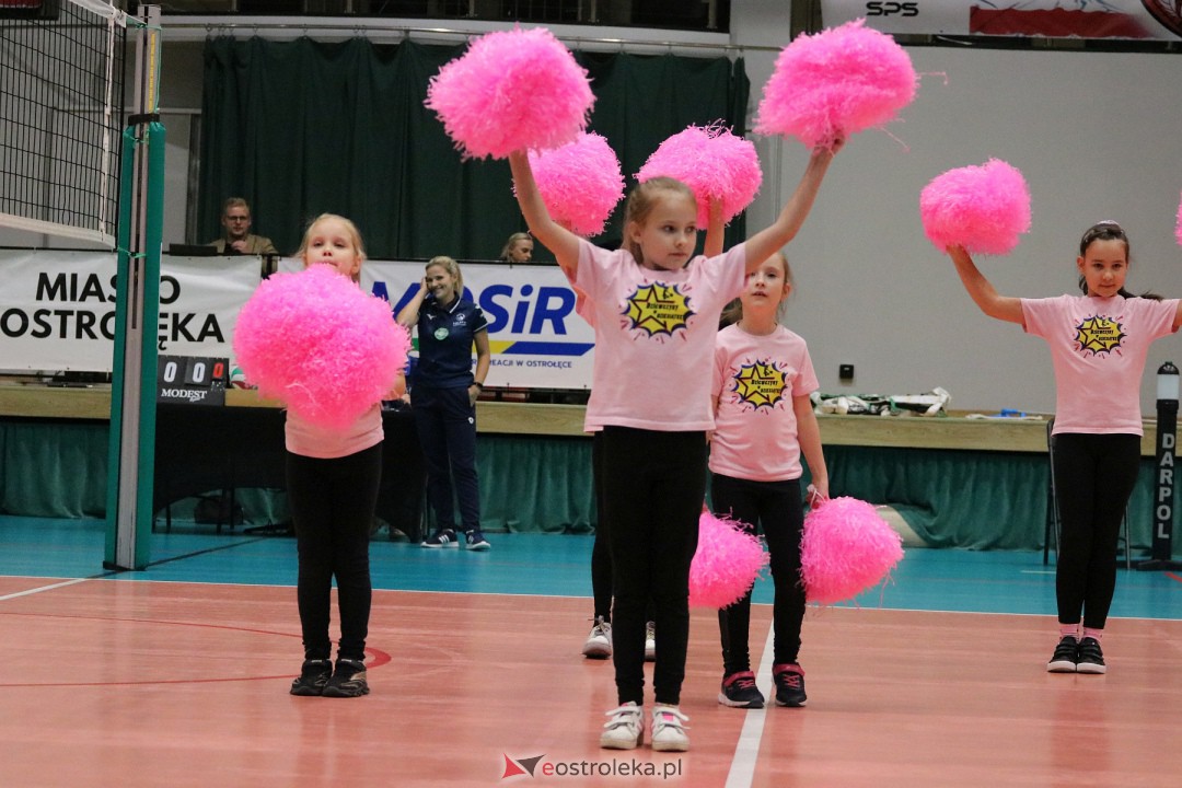 SPS Volley Ostrołęka - MOS Wola Tramwaje Warszawskie [8.10.2023] - zdjęcie #60 - eOstroleka.pl