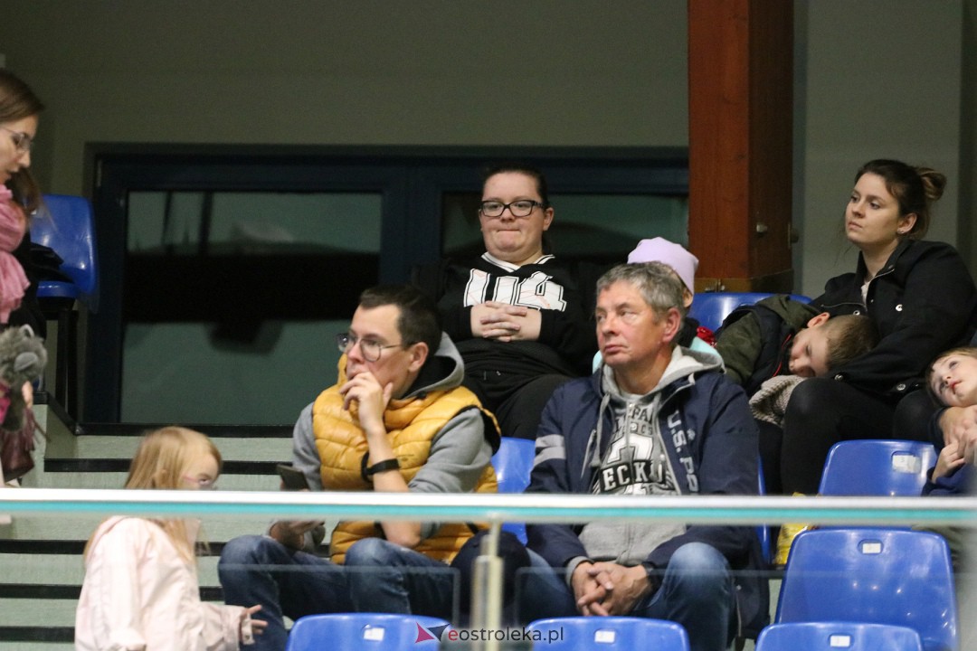 SPS Volley Ostrołęka - MOS Wola Tramwaje Warszawskie [8.10.2023] - zdjęcie #51 - eOstroleka.pl
