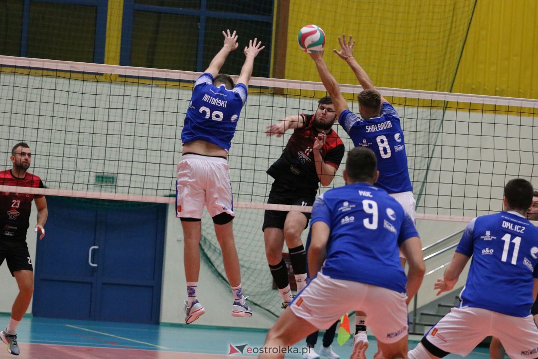 SPS Volley Ostrołęka - MOS Wola Tramwaje Warszawskie [8.10.2023] - zdjęcie #50 - eOstroleka.pl