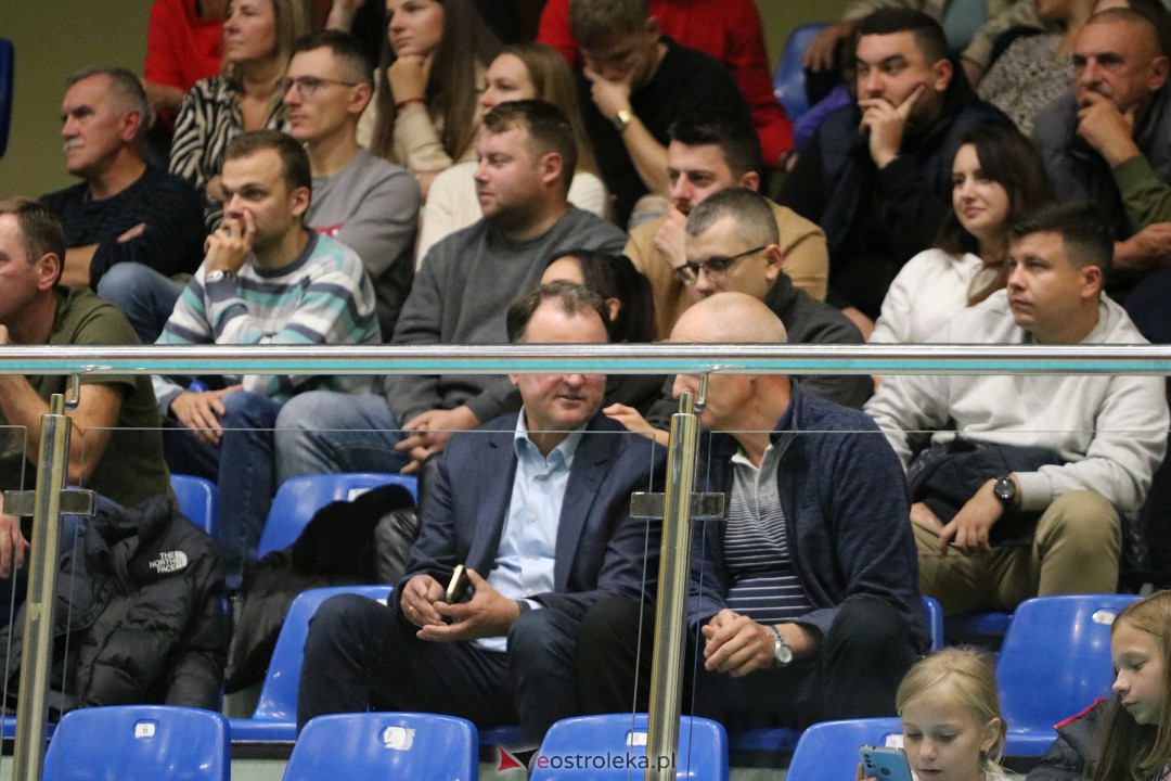 SPS Volley Ostrołęka - MOS Wola Tramwaje Warszawskie [8.10.2023] - zdjęcie #46 - eOstroleka.pl