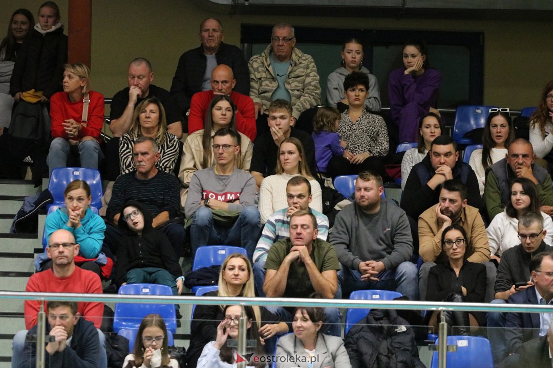 SPS Volley Ostrołęka - MOS Wola Tramwaje Warszawskie [8.10.2023] - zdjęcie #30 - eOstroleka.pl