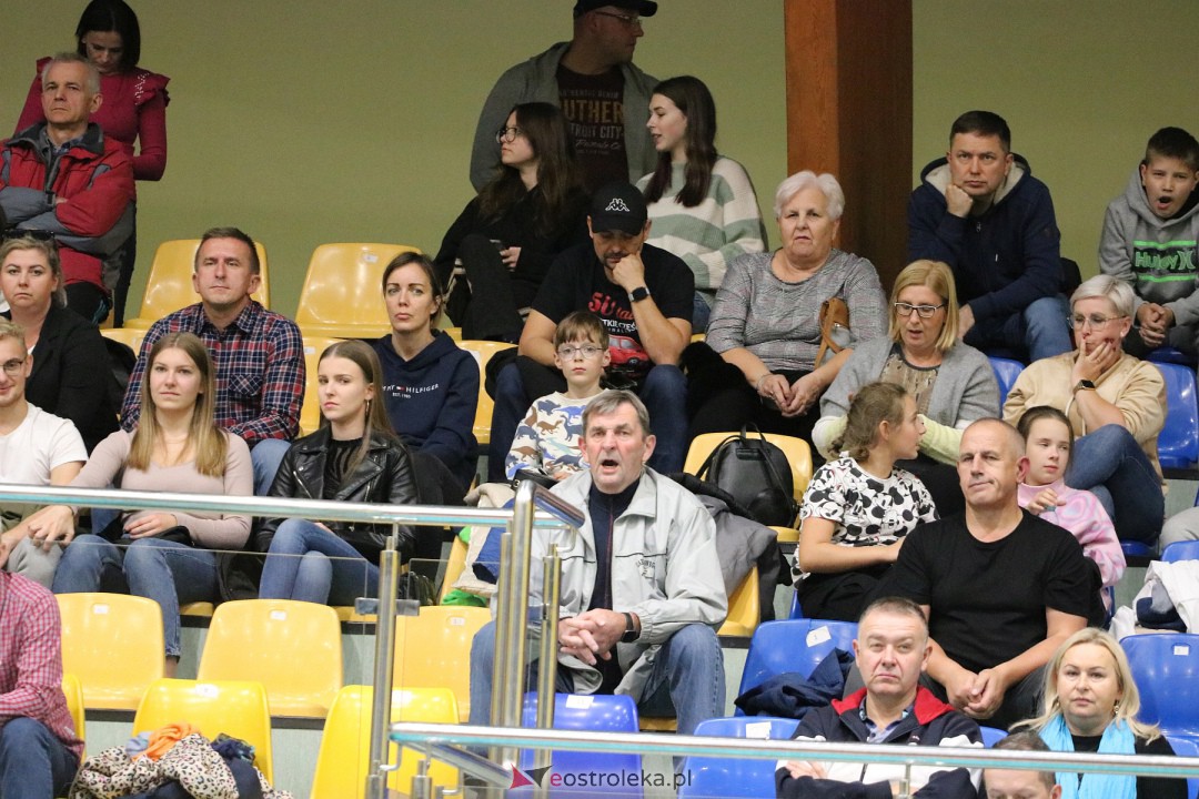 SPS Volley Ostrołęka - MOS Wola Tramwaje Warszawskie [8.10.2023] - zdjęcie #28 - eOstroleka.pl