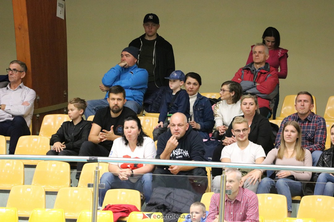 SPS Volley Ostrołęka - MOS Wola Tramwaje Warszawskie [8.10.2023] - zdjęcie #27 - eOstroleka.pl