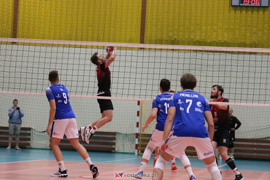 SPS Volley Ostrołęka - MOS Wola Tramwaje Warszawskie [8.10.2023] - zdjęcie #16 - eOstroleka.pl