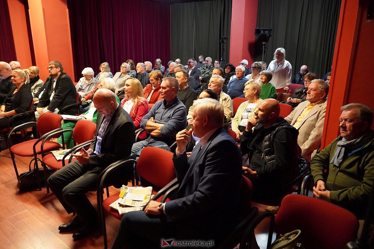 Spotkanie wyborcze z kandydatem do Senatu Grzegorzem Nowosielskim [9.10.2023] - zdjęcie #8 - eOstroleka.pl