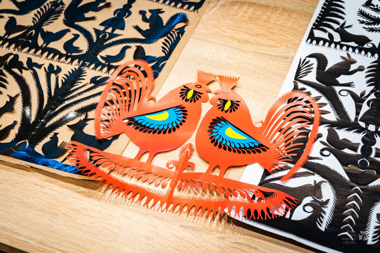 Wycinanki Czesławy Kaczyńskiej w Państwowym Muzeum Etnograficznym - zdjęcie #2 - eOstroleka.pl