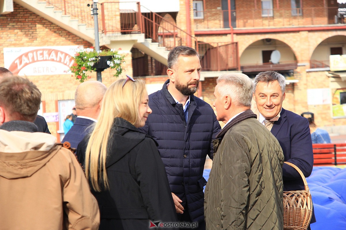 Prezentacja kandydatów Trzeciej Drogi w Ostrołęce [11.10.2023] - zdjęcie #100 - eOstroleka.pl