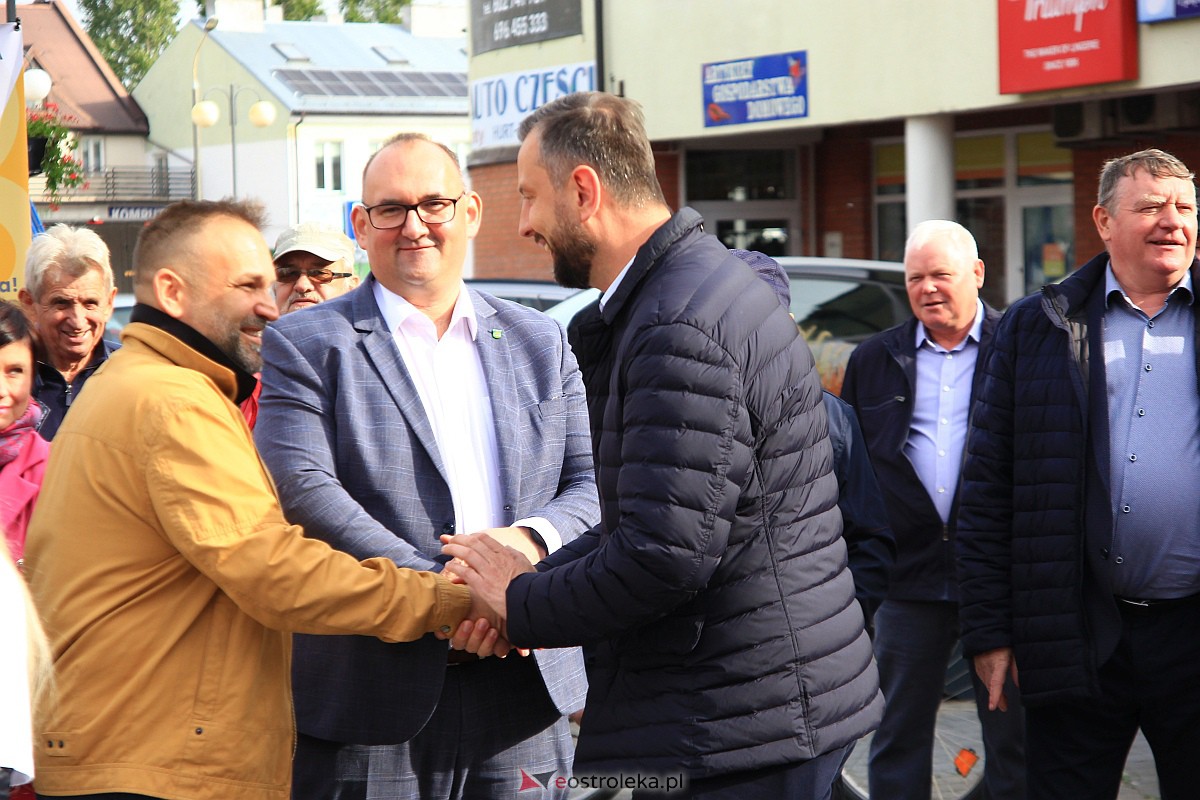 Prezentacja kandydatów Trzeciej Drogi w Ostrołęce [11.10.2023] - zdjęcie #90 - eOstroleka.pl