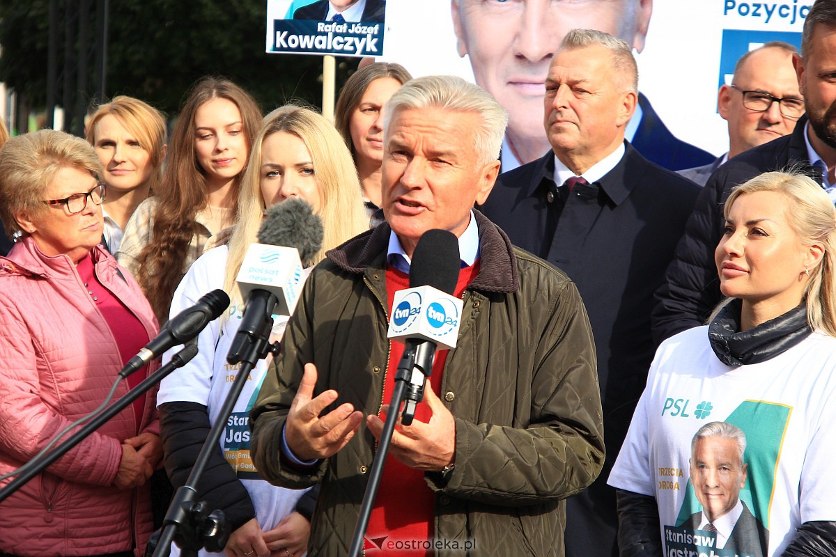 Prezentacja kandydatów Trzeciej Drogi w Ostrołęce [11.10.2023] - zdjęcie #85 - eOstroleka.pl