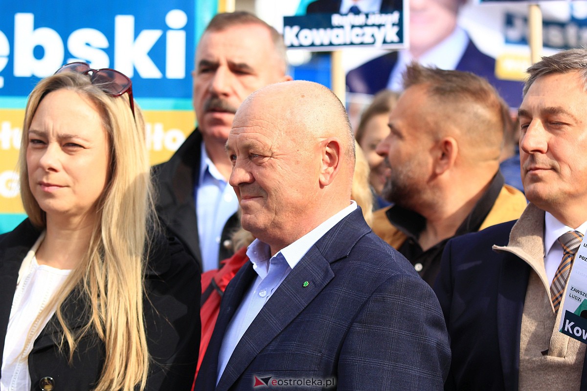 Prezentacja kandydatów Trzeciej Drogi w Ostrołęce [11.10.2023] - zdjęcie #75 - eOstroleka.pl