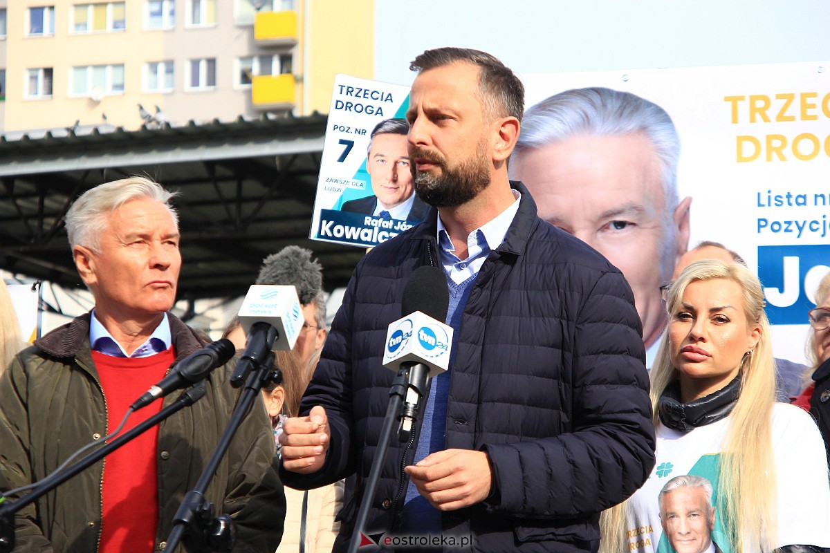 Prezentacja kandydatów Trzeciej Drogi w Ostrołęce [11.10.2023] - zdjęcie #51 - eOstroleka.pl