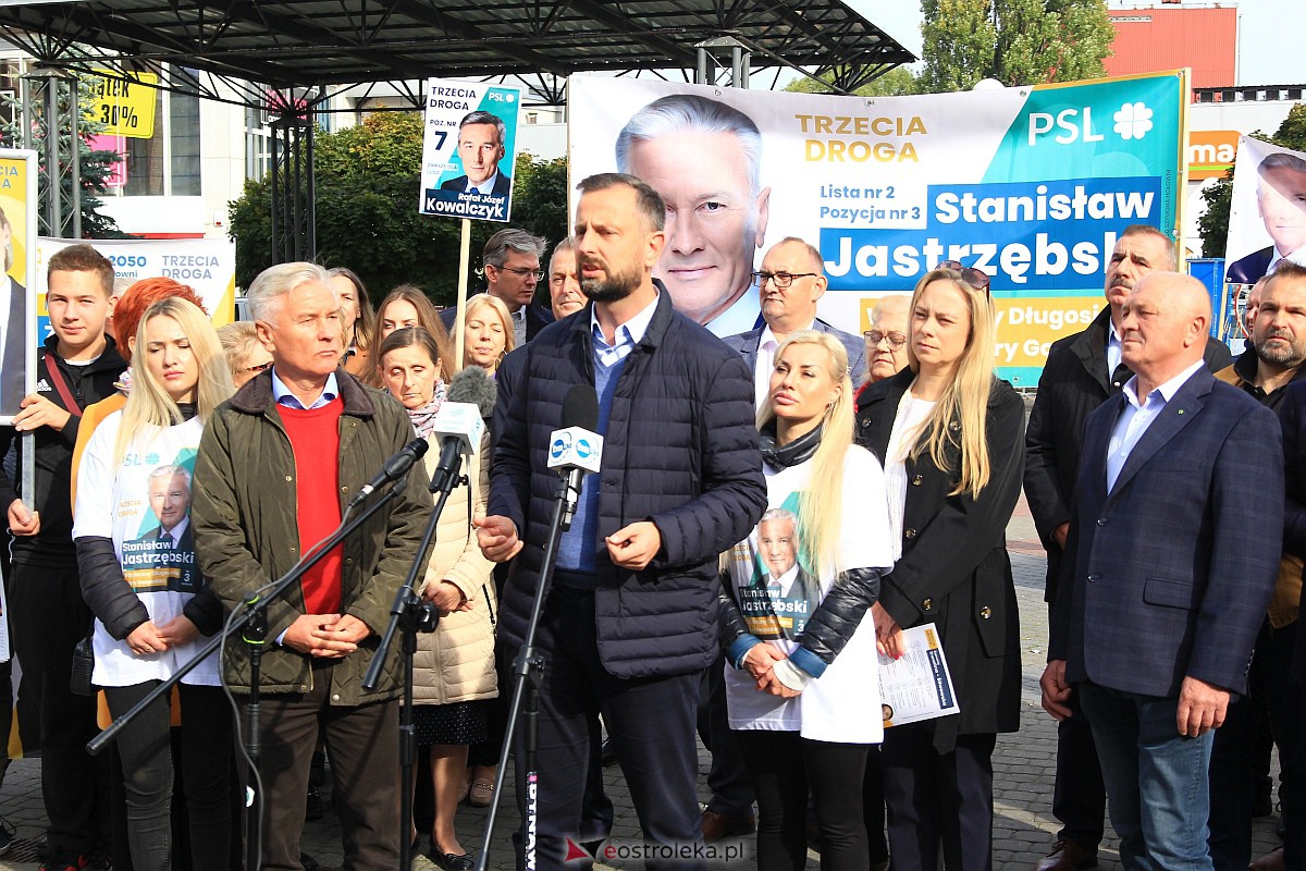 Prezentacja kandydatów Trzeciej Drogi w Ostrołęce [11.10.2023] - zdjęcie #48 - eOstroleka.pl