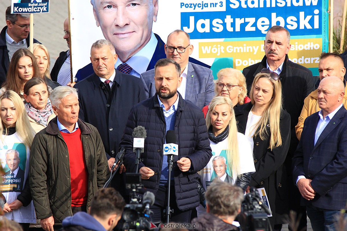 Prezentacja kandydatów Trzeciej Drogi w Ostrołęce [11.10.2023] - zdjęcie #43 - eOstroleka.pl