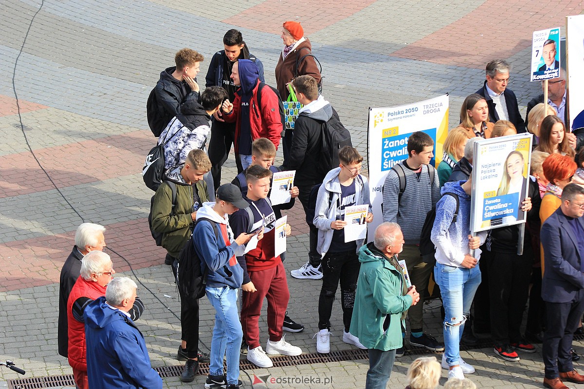 Prezentacja kandydatów Trzeciej Drogi w Ostrołęce [11.10.2023] - zdjęcie #24 - eOstroleka.pl