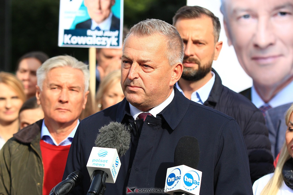 Prezentacja kandydatów Trzeciej Drogi w Ostrołęce [11.10.2023] - zdjęcie #15 - eOstroleka.pl