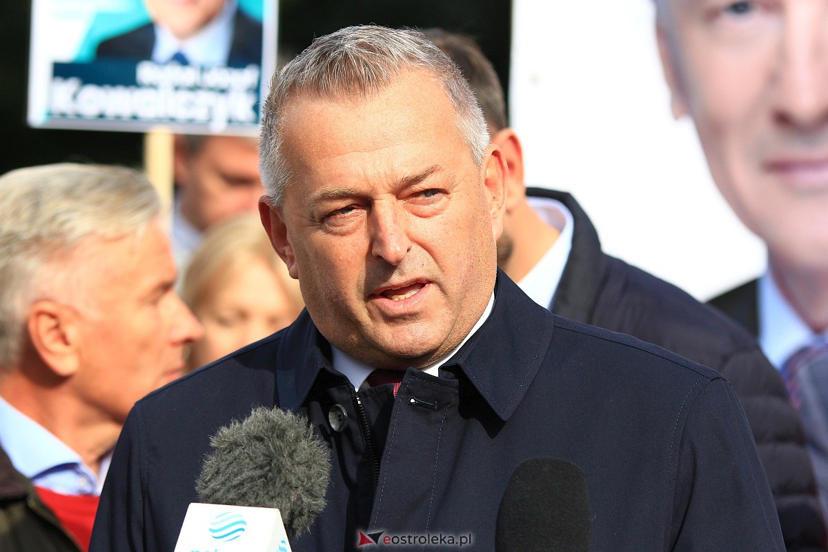 Prezentacja kandydatów Trzeciej Drogi w Ostrołęce [11.10.2023] - zdjęcie #14 - eOstroleka.pl