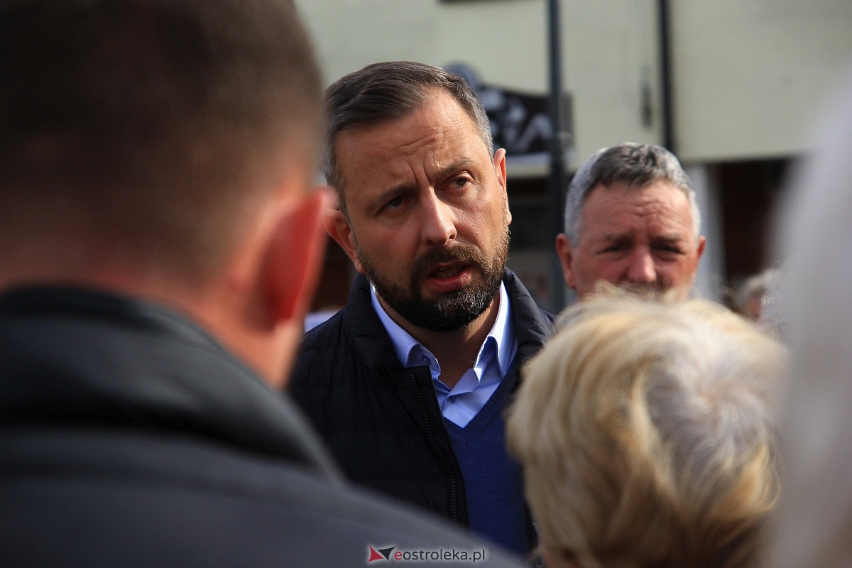 Prezentacja kandydatów Trzeciej Drogi w Ostrołęce [11.10.2023] - zdjęcie #1 - eOstroleka.pl