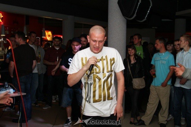 Hip hop u studnetów 27.05.2011 - zdjęcie #8 - eOstroleka.pl