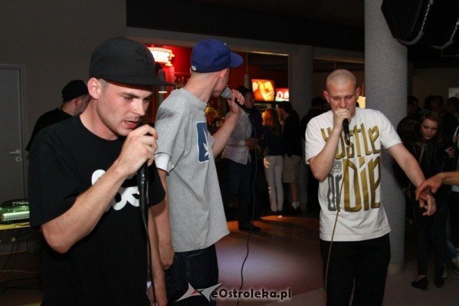 Hip hop u studnetów 27.05.2011 - zdjęcie #1 - eOstroleka.pl