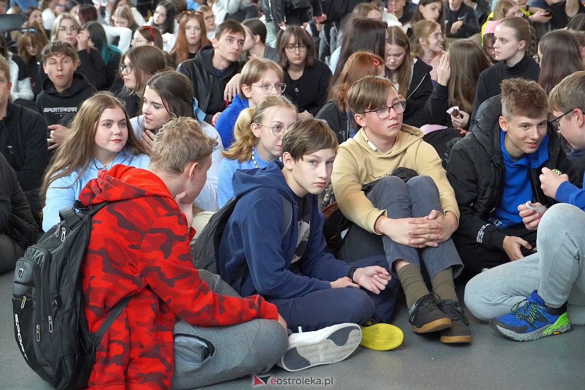 35-lat II Liceum Ogólnokształcącego w Ostrołęce. Tak urodziny szkoły świętowali uczniowie [11.10.2023] - zdjęcie #120 - eOstroleka.pl
