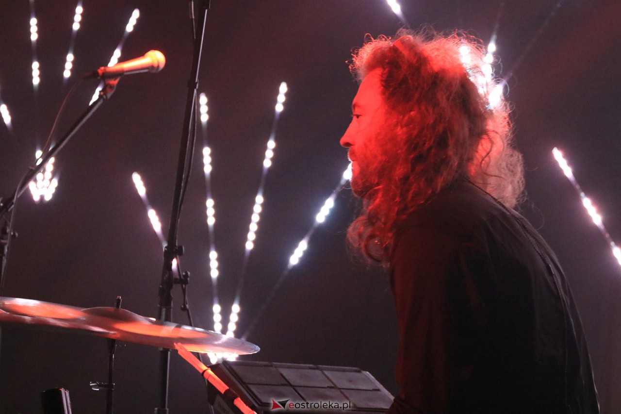 Koncert Anny Wyszkoni w Multimedialnym Centrum Natura [11.10.2023] - zdjęcie #13 - eOstroleka.pl
