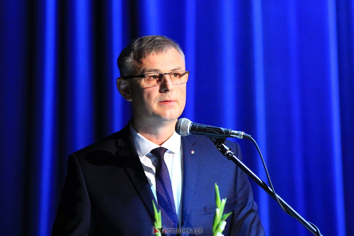 Jubileusz 35-lecia II Liceum Ogólnokształcącego im. Cypriana Kamila Norwida w Ostrołęce [13.10.2023] - zdjęcie #127 - eOstroleka.pl