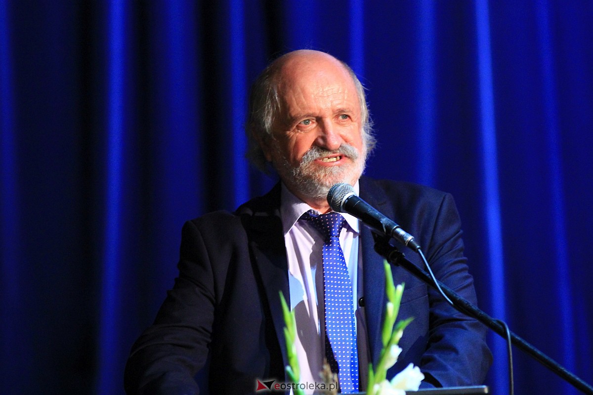 Jubileusz 35-lecia II Liceum Ogólnokształcącego im. Cypriana Kamila Norwida w Ostrołęce [13.10.2023] - zdjęcie #72 - eOstroleka.pl