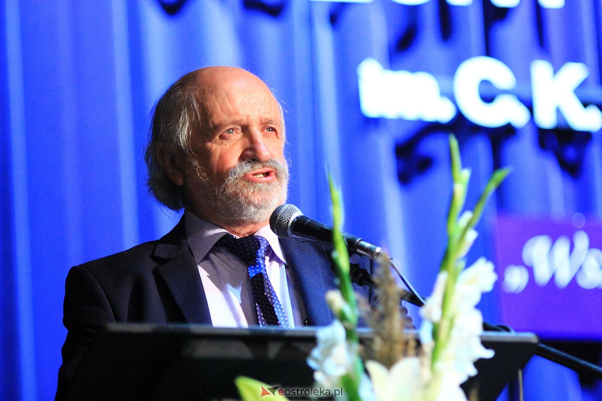 Jubileusz 35-lecia II Liceum Ogólnokształcącego im. Cypriana Kamila Norwida w Ostrołęce [13.10.2023] - zdjęcie #69 - eOstroleka.pl