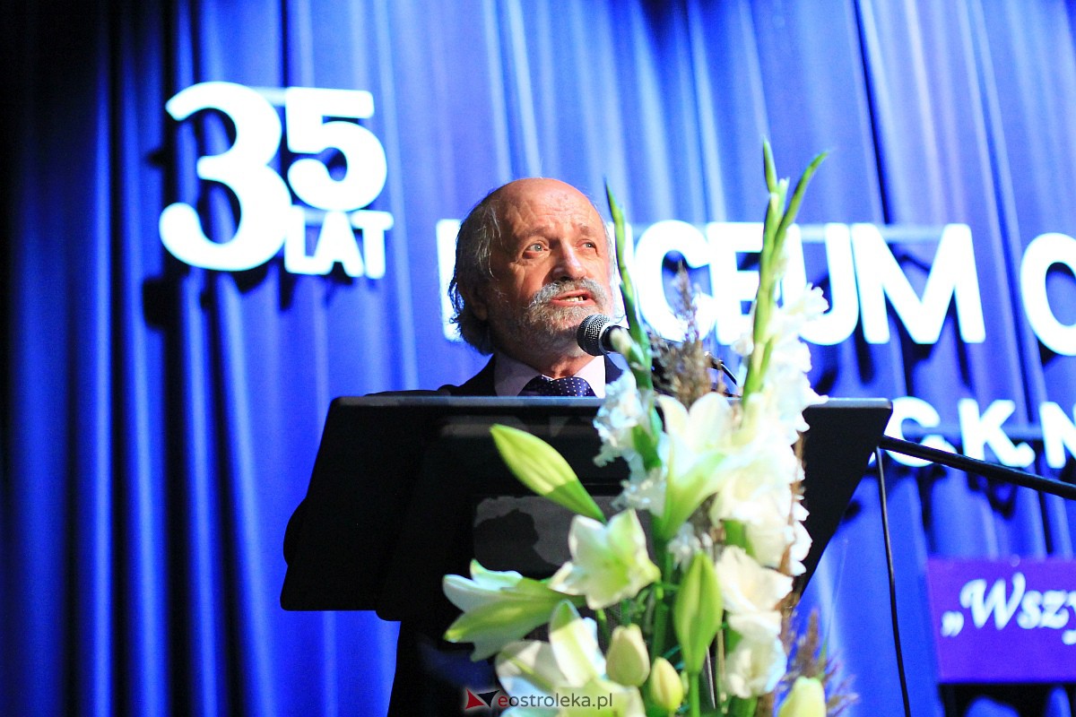 Jubileusz 35-lecia II Liceum Ogólnokształcącego im. Cypriana Kamila Norwida w Ostrołęce [13.10.2023] - zdjęcie #66 - eOstroleka.pl