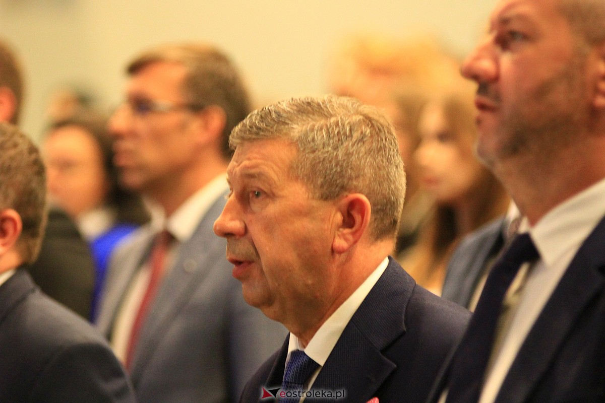 Jubileusz 35-lecia II Liceum Ogólnokształcącego im. Cypriana Kamila Norwida w Ostrołęce [13.10.2023] - zdjęcie #8 - eOstroleka.pl
