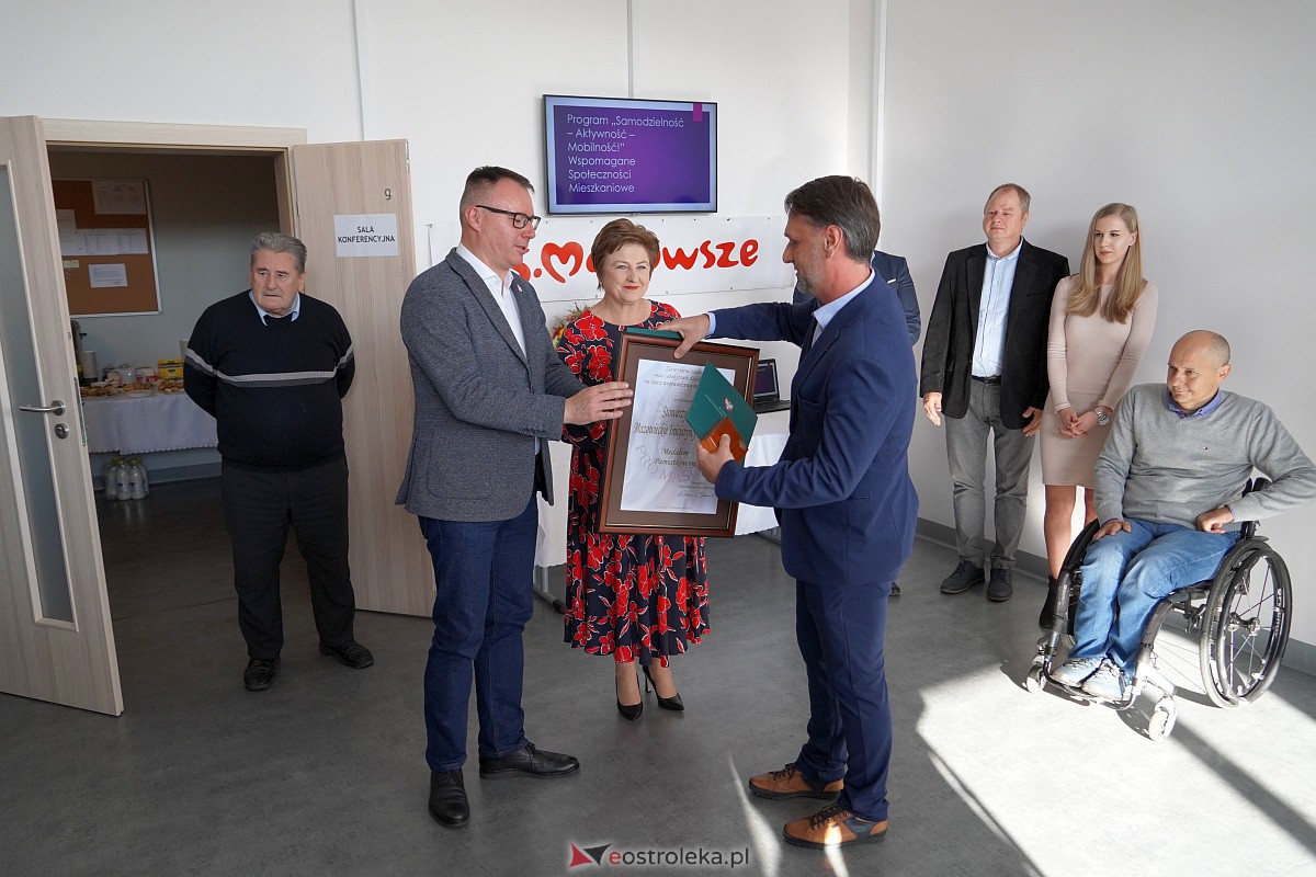 Pro Masovia dla stowarzyszenia Mazowieckie Inicjatywy Społeczne i przekazanie budynku po hotelu pielęgniarek Spółdzielni Socjalnej SPA [13.10.2023] - zdjęcie #34 - eOstroleka.pl