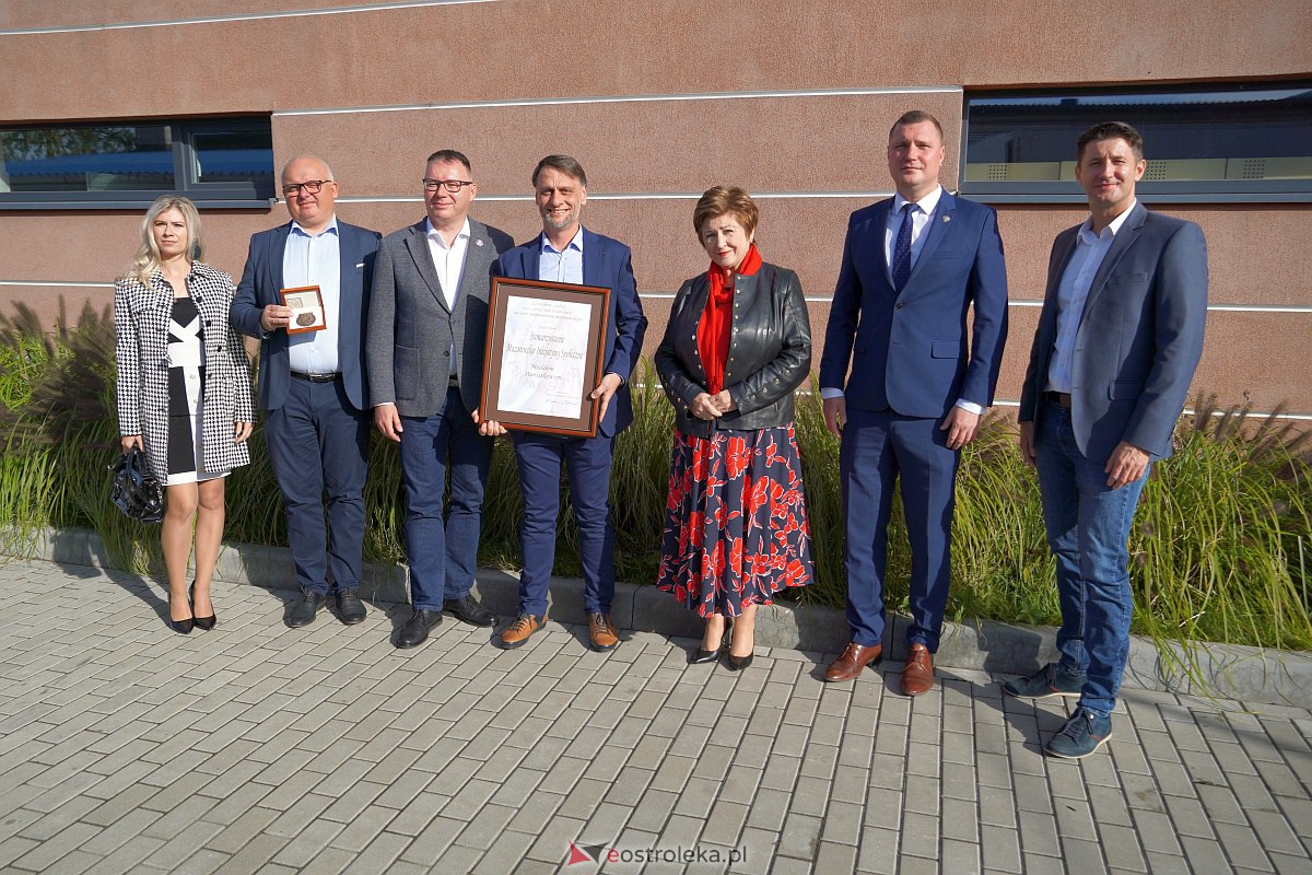 Pro Masovia dla stowarzyszenia Mazowieckie Inicjatywy Społeczne i przekazanie budynku po hotelu pielęgniarek Spółdzielni Socjalnej SPA [13.10.2023] - zdjęcie #1 - eOstroleka.pl