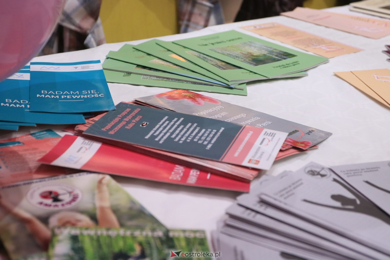 Akcja profilaktyczna  w Galerii Bursztynowej [14.10.2023] - zdjęcie #7 - eOstroleka.pl