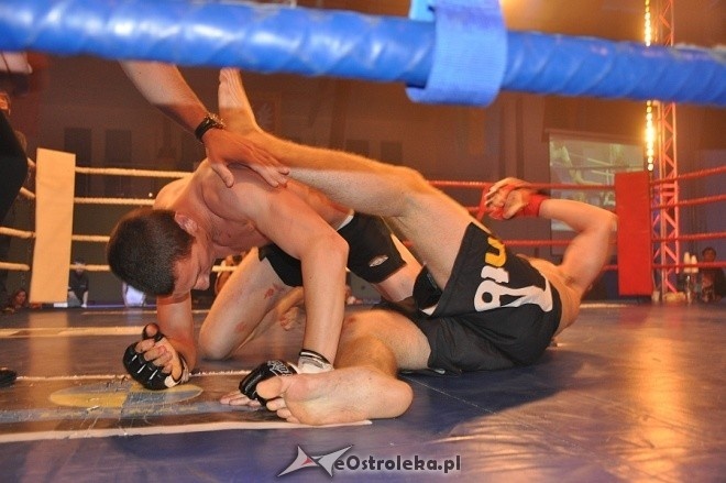 III Gala MMA w Ostrołęce (27.05.2011) - zdjęcie #96 - eOstroleka.pl