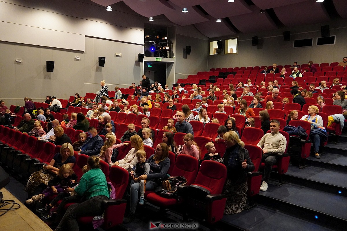 Ach, ta Mysia w Ostrołęckim Centrum Kultury [15.10.2023] - zdjęcie #20 - eOstroleka.pl