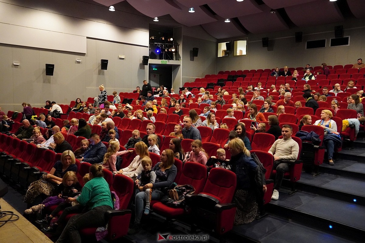 Ach, ta Mysia w Ostrołęckim Centrum Kultury [15.10.2023] - zdjęcie #19 - eOstroleka.pl