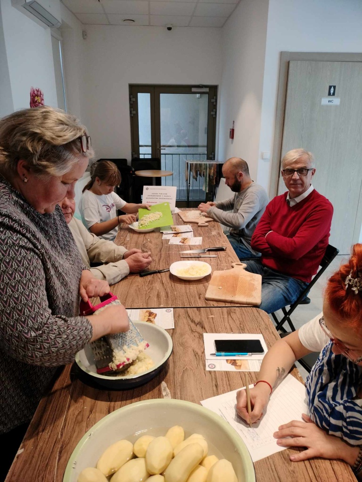 Regionalne smaki w Muzeum Kultury Kurpiowskiej [15.10.2023] - zdjęcie #23 - eOstroleka.pl