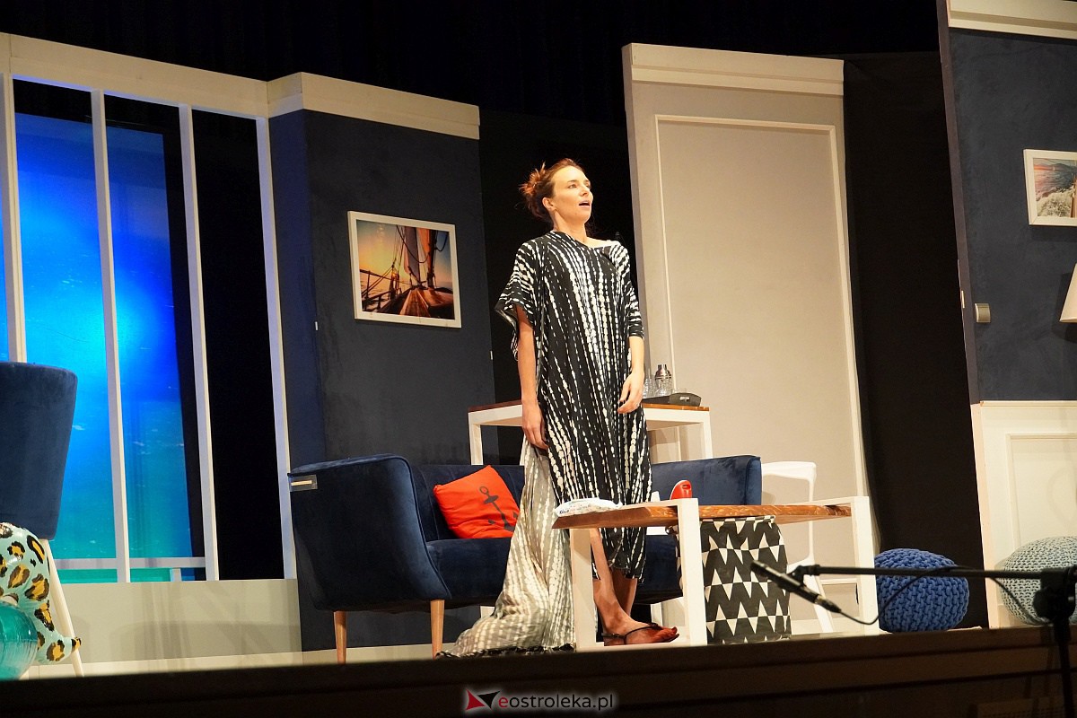 La Bombe - spektakl w Ostrołeckim Centrum Kultury [16.10.2023] - zdjęcie #21 - eOstroleka.pl