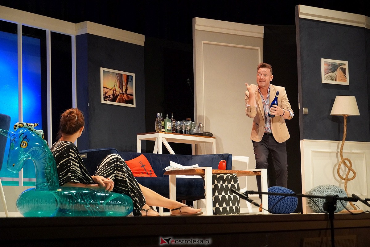 La Bombe - spektakl w Ostrołeckim Centrum Kultury [16.10.2023] - zdjęcie #15 - eOstroleka.pl