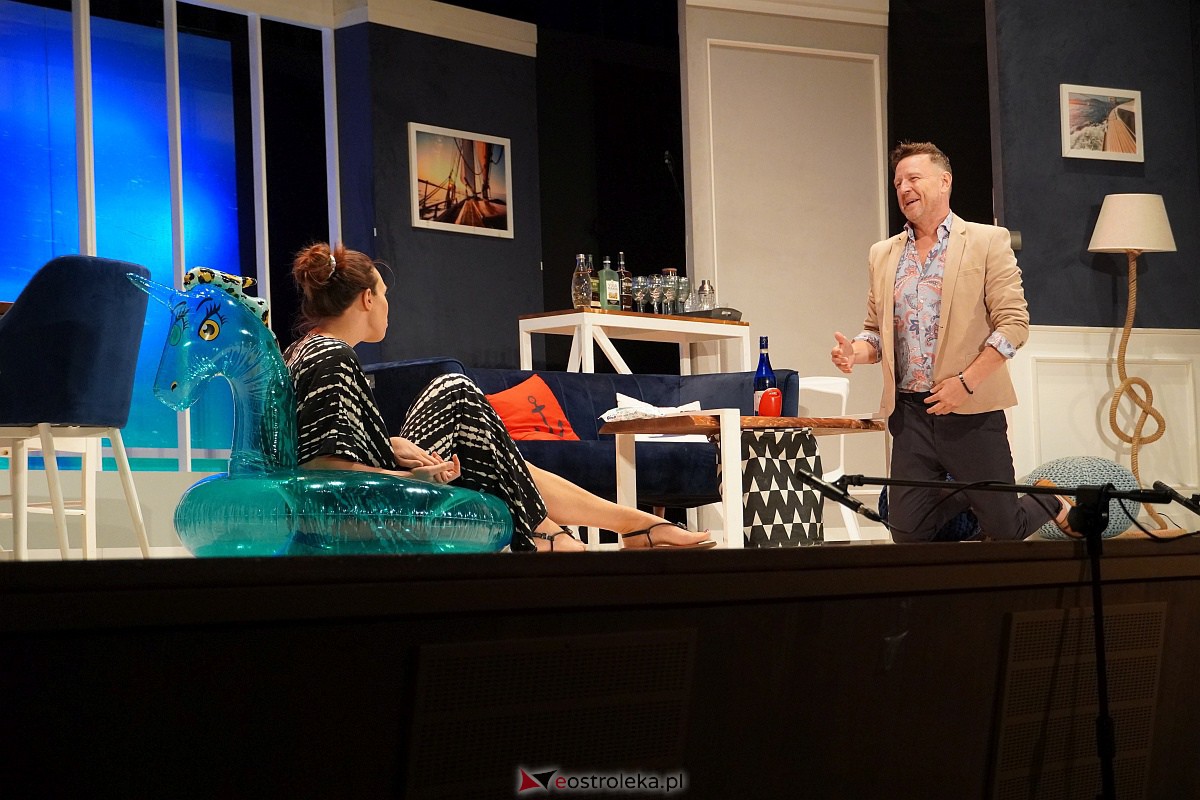 La Bombe - spektakl w Ostrołeckim Centrum Kultury [16.10.2023] - zdjęcie #12 - eOstroleka.pl