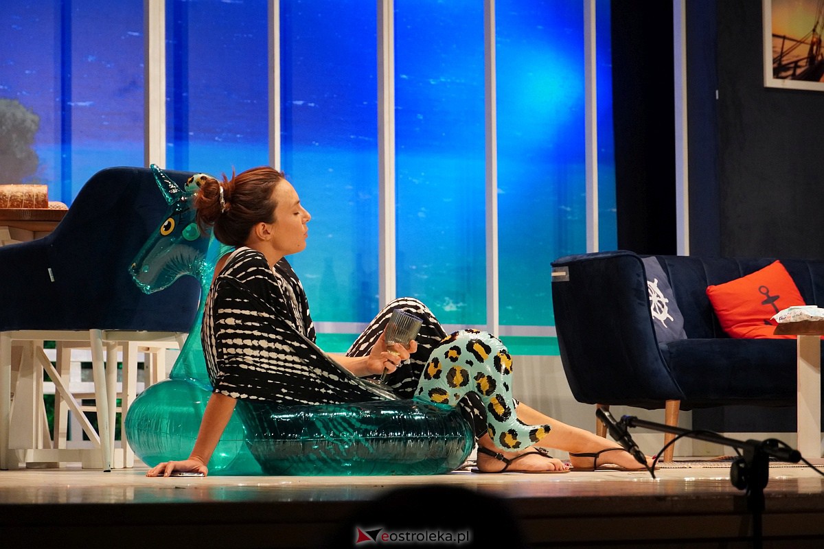 La Bombe - spektakl w Ostrołeckim Centrum Kultury [16.10.2023] - zdjęcie #9 - eOstroleka.pl